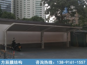 陕西省西安市雁塔区小寨东路军区一号院内电动车停车棚